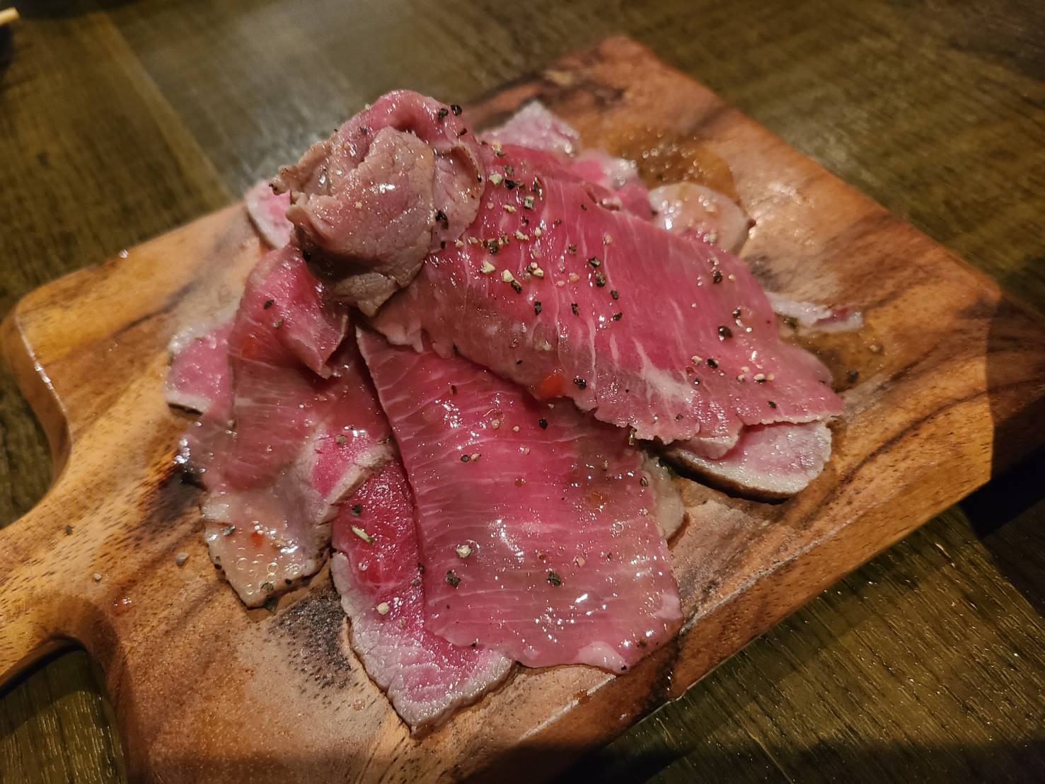 渋谷で忘年会に出た料理の画像